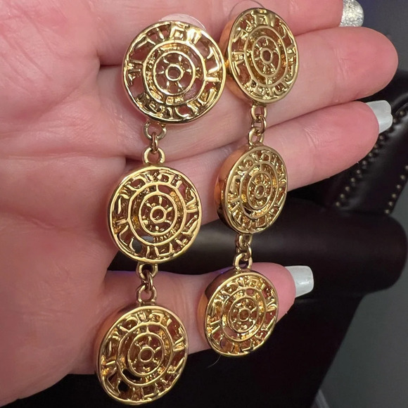 Kenneth Jay Lane Vintage Gold-tone pierced Dangle Earrings - Picture 3 of 4